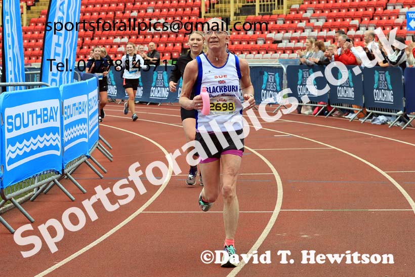 Gateshead Marathon, 2024 Gateshead Marathon, Half Marathon and 10k, Gateshead Stadium.  Photo: David T. Hewitson/Sports for All Pics